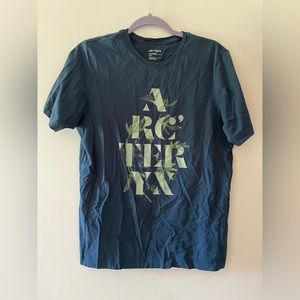 Arc’teryx T-Shirt
